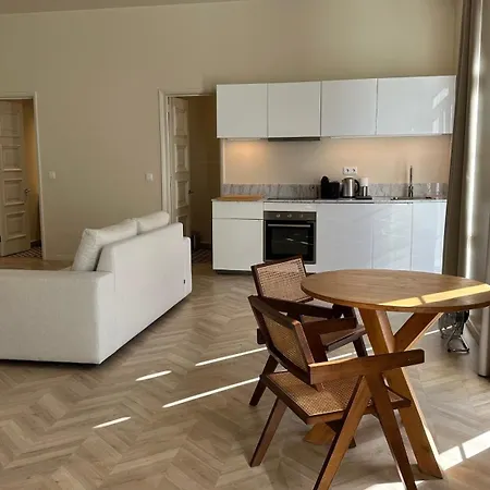 Downtown Collection *